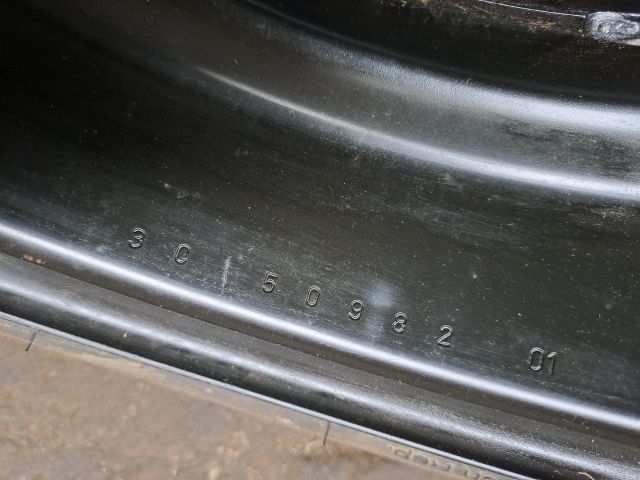 bontott RENAULT CLIO II Acélfelni Gumival (1 db)