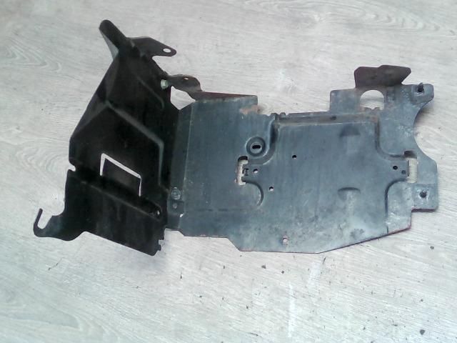 bontott RENAULT CLIO II Akkumulátor Tartó