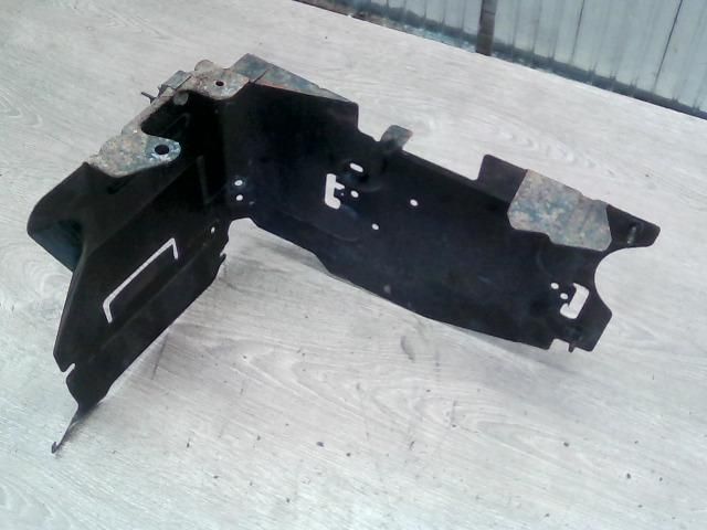 bontott RENAULT CLIO II Akkumulátor Tartó