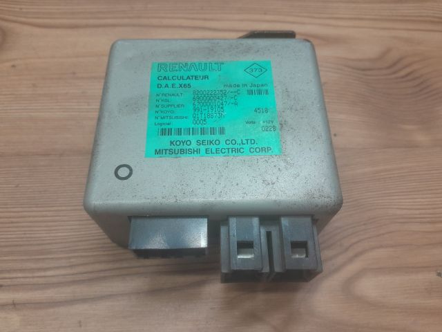 bontott RENAULT CLIO II Aktív Kormány Elektronika