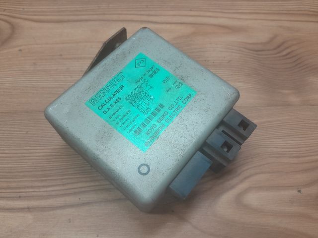 bontott RENAULT CLIO II Aktív Kormány Elektronika