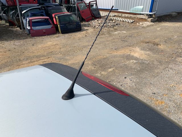 bontott RENAULT CLIO II Antenna