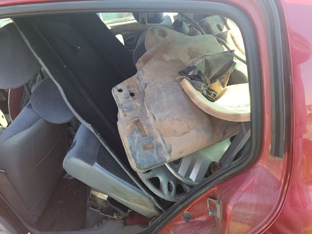 bontott RENAULT CLIO II Bal C Oszlop Burkolat