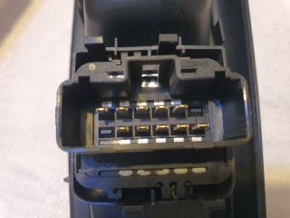 bontott RENAULT CLIO II Bal első Ablakemelő Kapcsoló