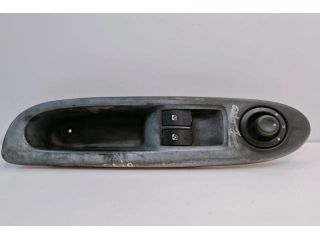 bontott RENAULT CLIO II Bal első Ablakemelő Kapcsoló