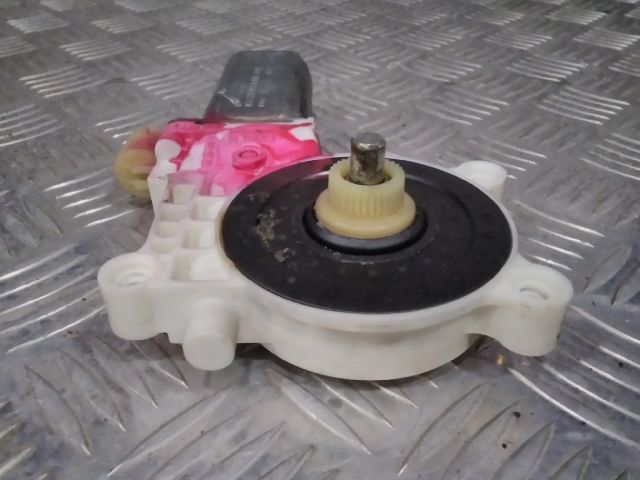 bontott RENAULT CLIO II Bal első Ablakemelő Motor