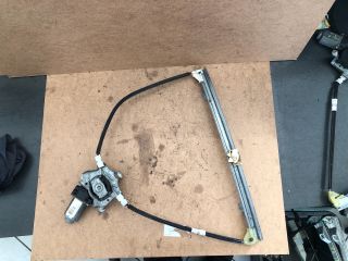 bontott RENAULT CLIO II Bal első Ablakemelő Szerkezet (Elektromos)