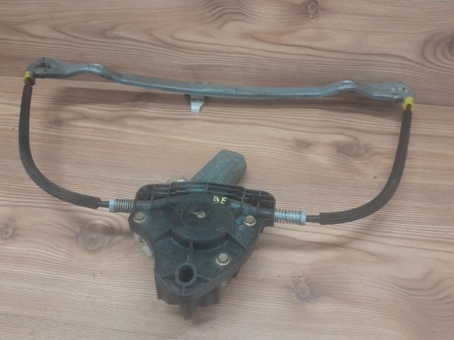 bontott RENAULT CLIO II Bal első Ablakemelő Szerkezet (Elektromos)