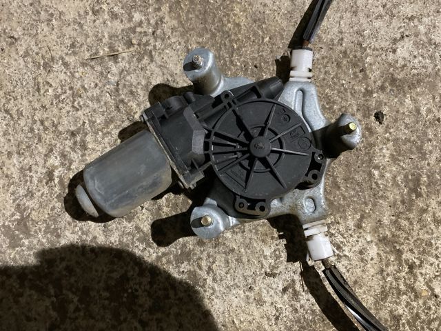 bontott RENAULT CLIO II Bal első Ablakemelő Szerkezet (Elektromos)