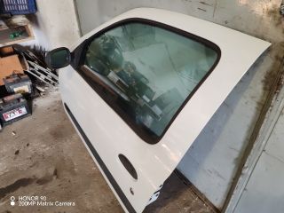 bontott RENAULT CLIO II Bal első Ajtó (Részeivel)