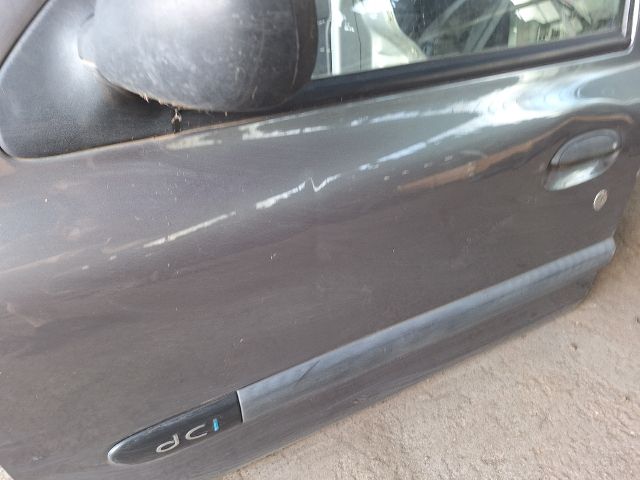 bontott RENAULT CLIO II Bal első Ajtó (Részeivel)