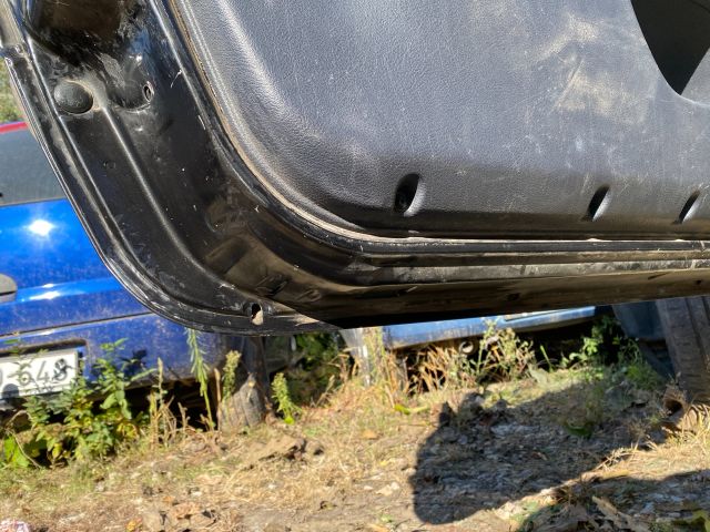 bontott RENAULT CLIO II Bal első Ajtó (Üres lemez)