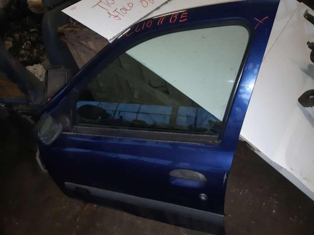 bontott RENAULT CLIO II Bal első Ajtó (Üres lemez)