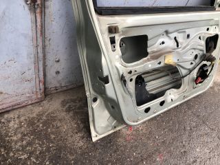 bontott RENAULT CLIO II Bal első Ajtó (Üres lemez)