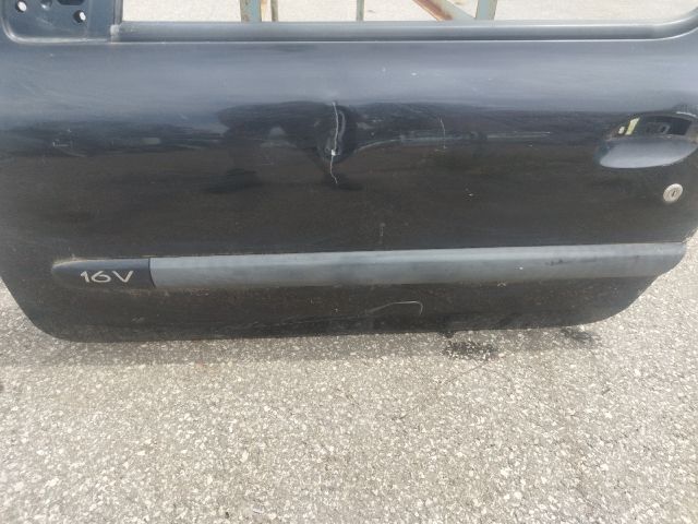 bontott RENAULT CLIO II Bal első Ajtó (Üres lemez)