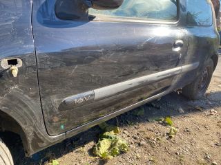 bontott RENAULT CLIO II Bal első Ajtó (Üres lemez)