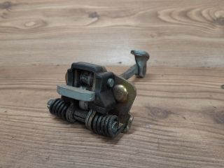 bontott RENAULT CLIO II Bal első Ajtóhatároló