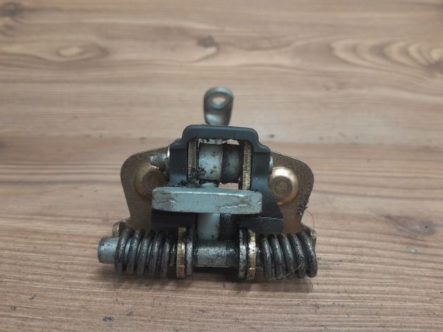 bontott RENAULT CLIO II Bal első Ajtóhatároló