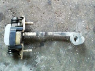 bontott RENAULT CLIO II Bal első Ajtóhatároló