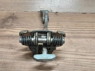 bontott RENAULT CLIO II Bal első Ajtóhatároló