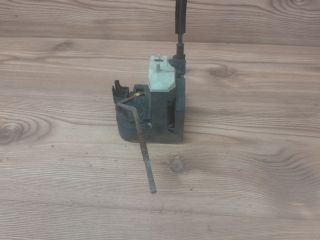 bontott RENAULT CLIO II Bal első Ajtózár