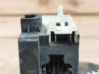 bontott RENAULT CLIO II Bal első Ajtózár