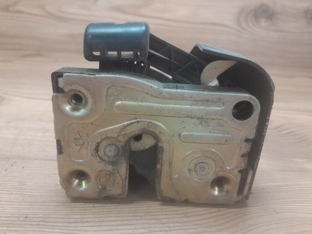 bontott RENAULT CLIO II Bal első Ajtózár