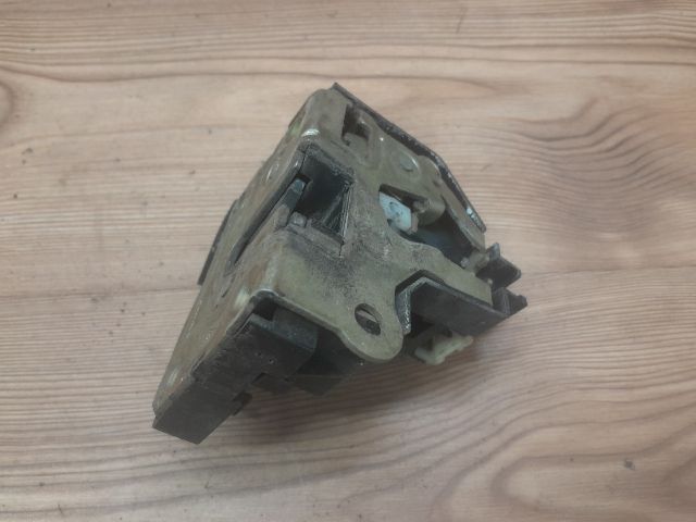 bontott RENAULT CLIO II Bal első Ajtózár