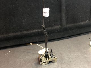 bontott RENAULT CLIO II Bal első Ajtózár