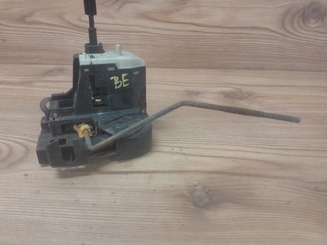 bontott RENAULT CLIO II Bal első Ajtózár