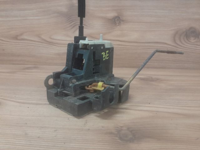 bontott RENAULT CLIO II Bal első Ajtózár