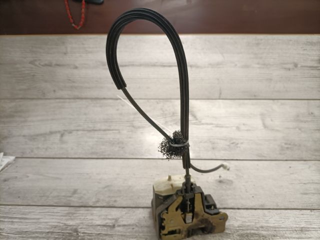 bontott RENAULT CLIO II Bal első Ajtózár