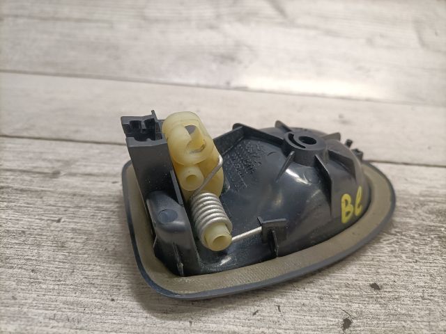 bontott RENAULT CLIO II Bal első Belső Kilincs