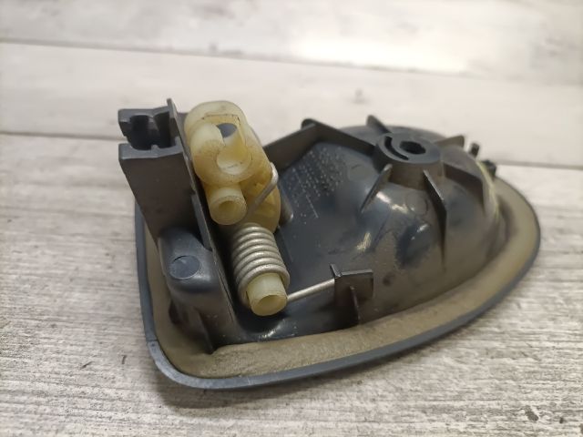 bontott RENAULT CLIO II Bal első Belső Kilincs