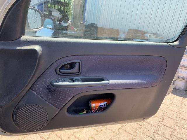 bontott RENAULT CLIO II Bal első Biztonsági Öv