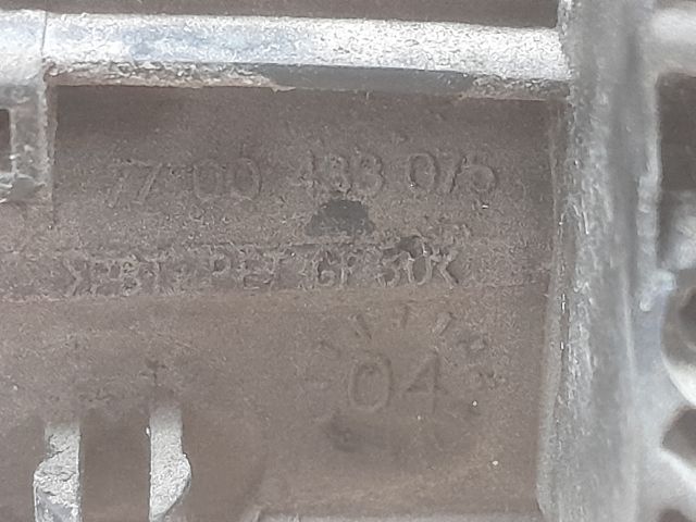 bontott RENAULT CLIO II Bal első Külső Kilincs