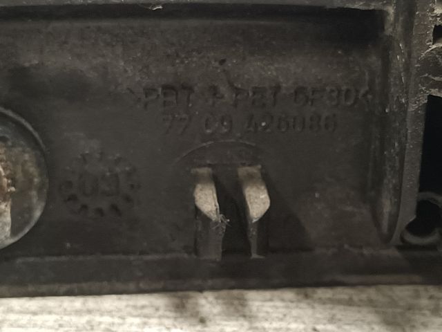 bontott RENAULT CLIO II Bal első Külső Kilincs