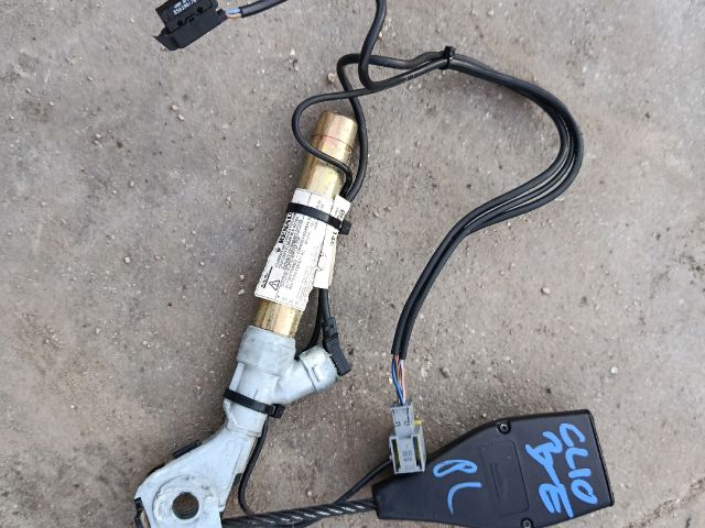 bontott RENAULT CLIO II Bal első Övfeszítő