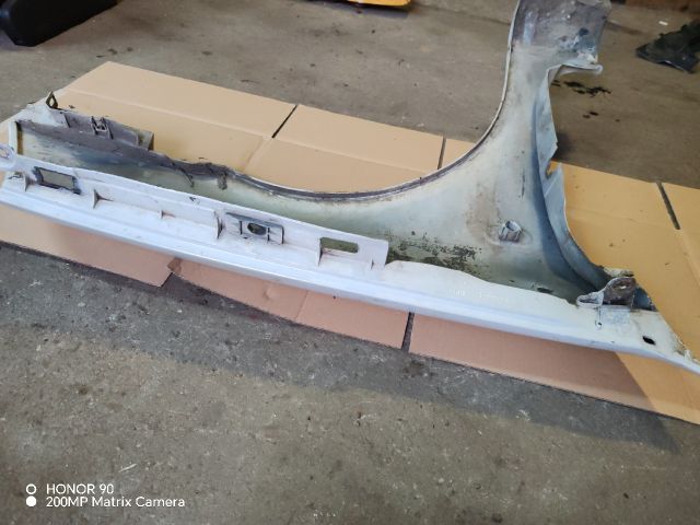 bontott RENAULT CLIO II Bal első Sárvédő