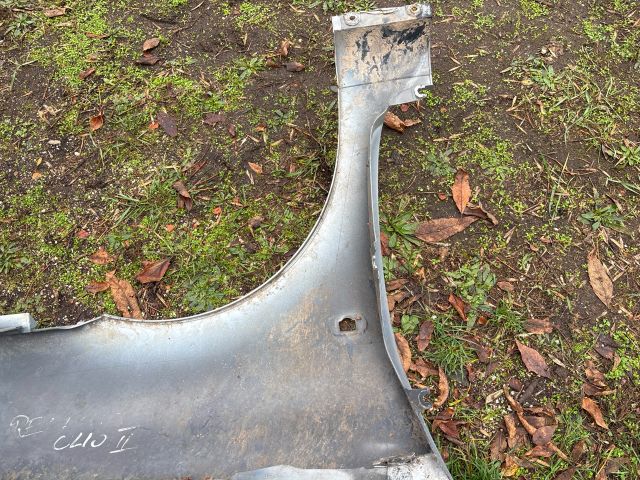 bontott RENAULT CLIO II Bal első Sárvédő