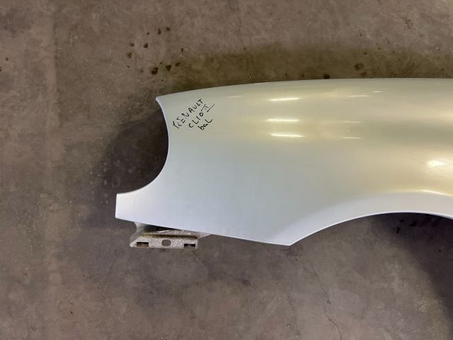 bontott RENAULT CLIO II Bal első Sárvédő