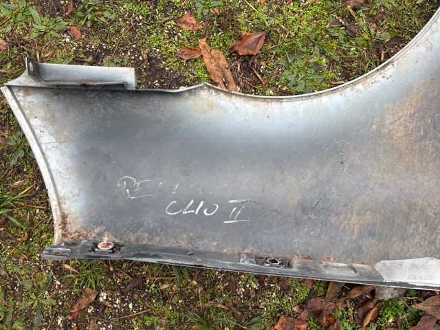 bontott RENAULT CLIO II Bal első Sárvédő