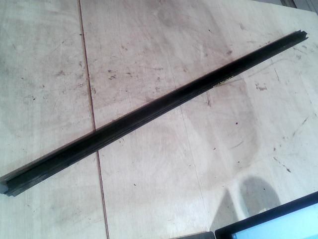 bontott RENAULT CLIO II Bal első Vízlehúzó Gumicsík