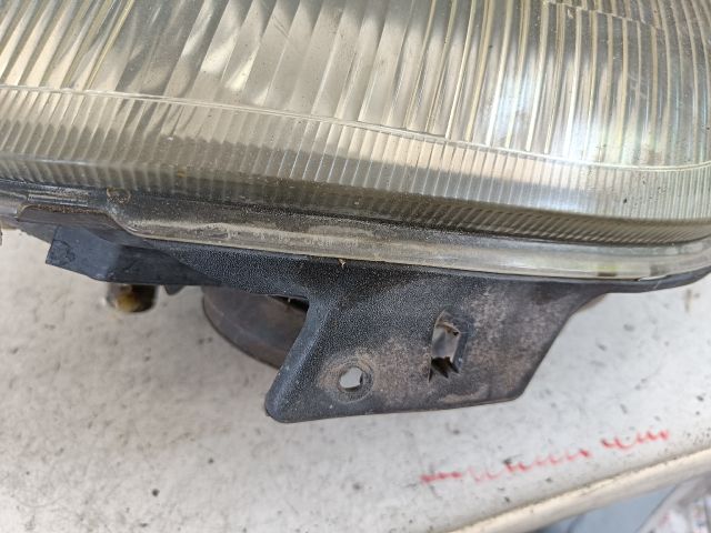 bontott RENAULT CLIO II Bal Fényszóró