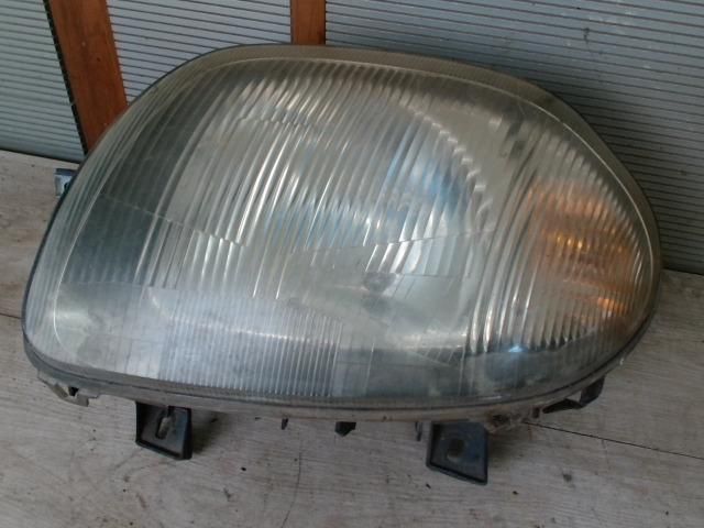 bontott RENAULT CLIO II Bal Fényszóró