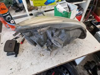 bontott RENAULT CLIO II Bal Fényszóró