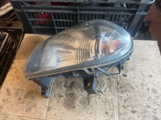 bontott RENAULT CLIO II Bal Fényszóró