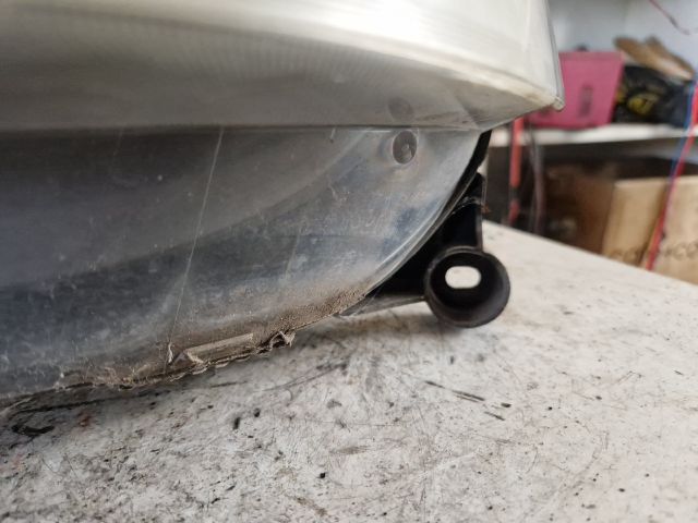 bontott RENAULT CLIO II Bal Fényszóró