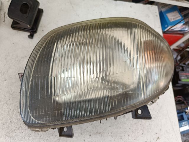 bontott RENAULT CLIO II Bal Fényszóró