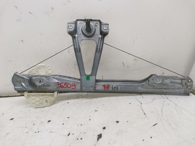 bontott RENAULT CLIO II Bal hátsó Ablakemelő Szerkezet (Mechanikus)